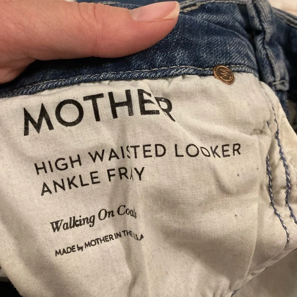 Mother High Waisted Looker Ankle Fray Walking On Coals - Picture 13 of 16
